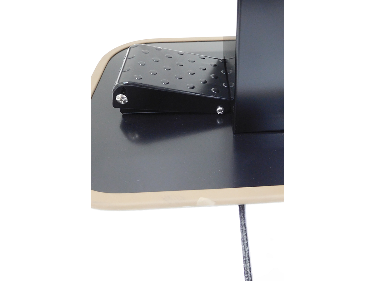 足踏みペダル　前上がりタイプ