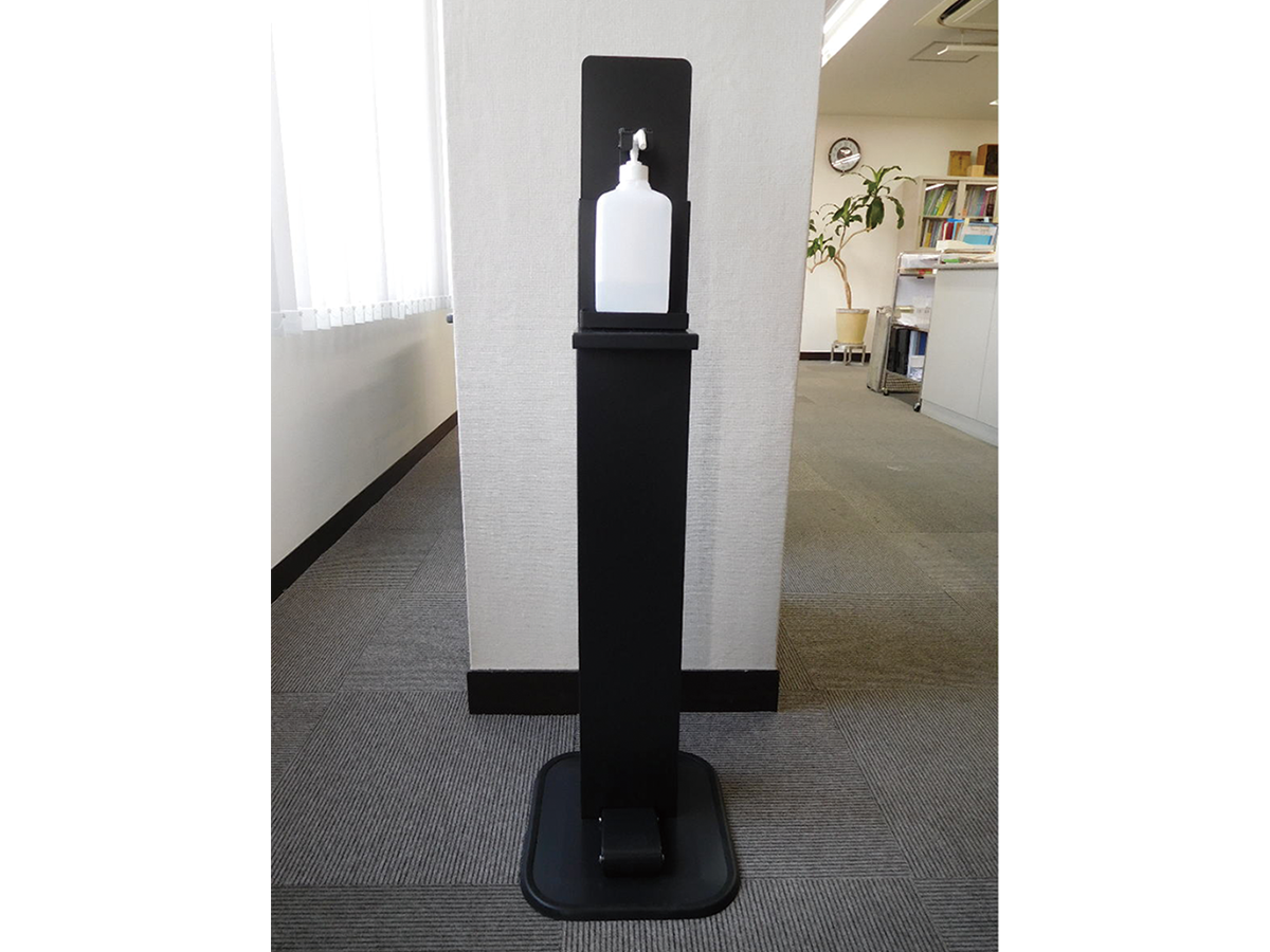 足踏み式消毒用ポンプスタンドイメージ